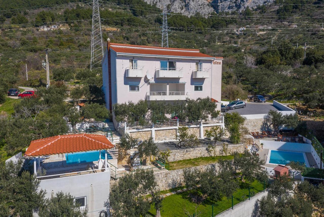 Villa Petra Apartment With Private Pool Макарска Экстерьер фото