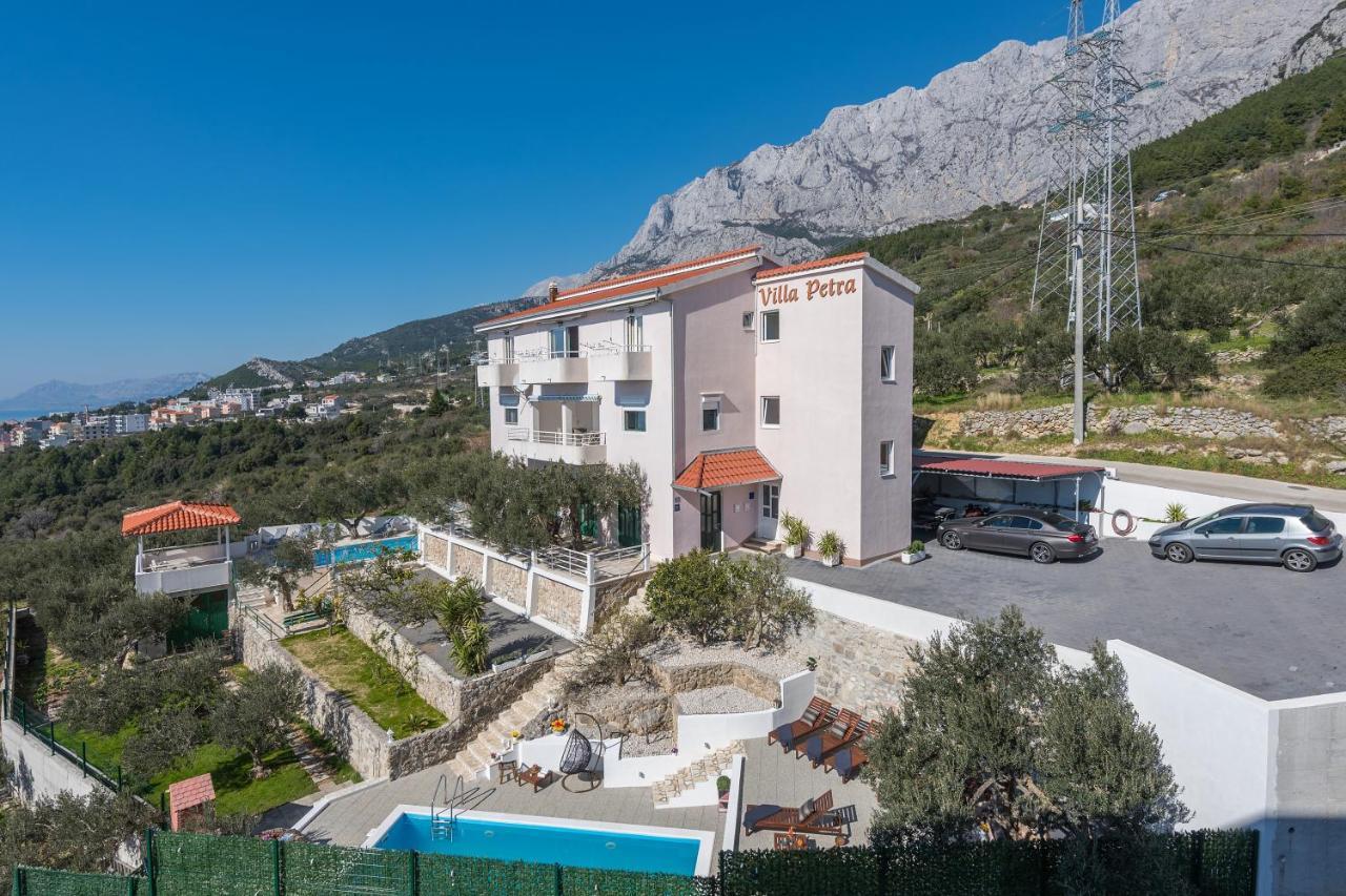Villa Petra Apartment With Private Pool Макарска Экстерьер фото
